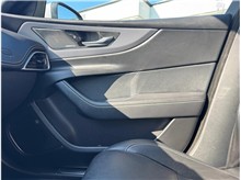 Vehicle Thumb #16
