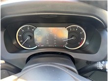Vehicle Thumb #19