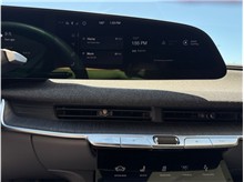 Vehicle Thumb #21