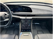Vehicle Thumb #16