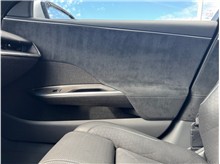 Vehicle Thumb #17