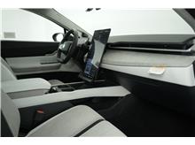 Vehicle Thumb #21