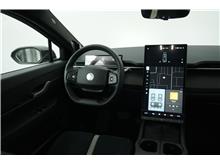 Vehicle Thumb #24
