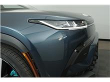 Vehicle Thumb #9