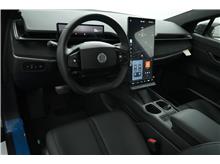 Vehicle Thumb #14