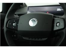 Vehicle Thumb #26