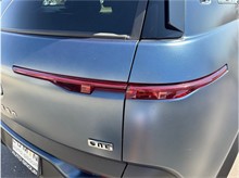 Vehicle Thumb #21