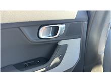 Vehicle Thumb #16