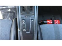 Vehicle Thumb #20