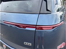 Vehicle Thumb #22