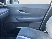 Vehicle Thumb #15