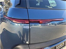 Vehicle Thumb #21