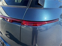 Vehicle Thumb #22
