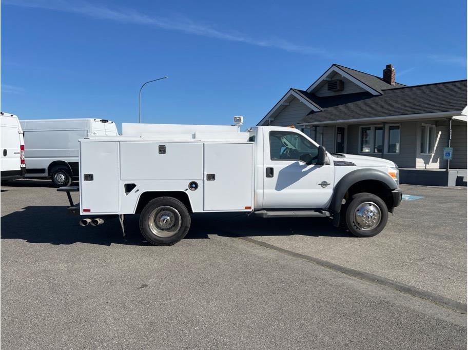 2012 Ford F-550 - Photo 6