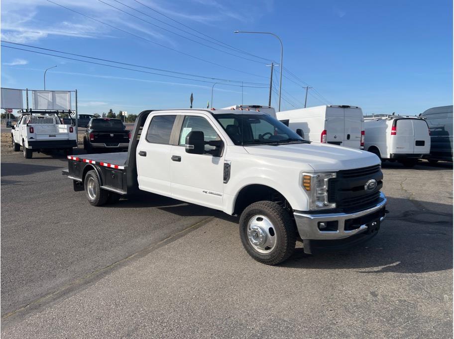 2018 Ford F-350 Super Duty Chassis Cab XL - Photo 7