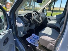 Vehicle Thumb #9
