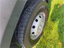 Vehicle Thumb #9
