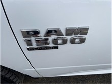 Vehicle Thumb #9