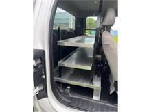 Vehicle Thumb #21