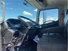 Vehicle Thumb #9