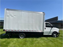 Vehicle Thumb #6