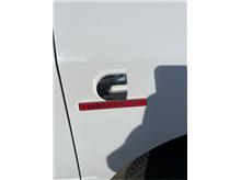 Vehicle Thumb #18