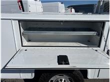 Vehicle Thumb #17