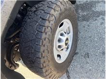 Vehicle Thumb #9