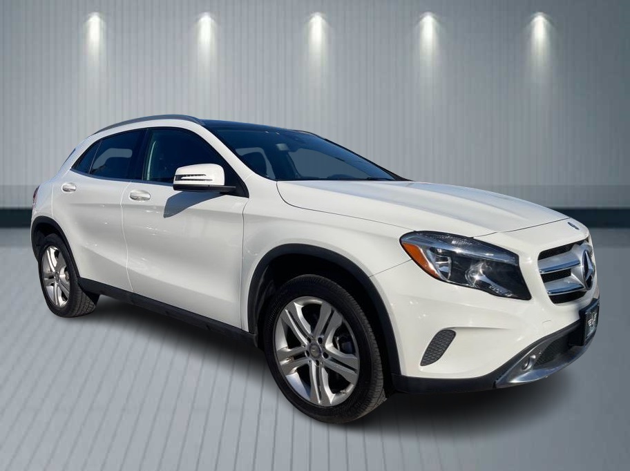 2017 Mercedes-Benz GLA from A & M Auto
