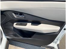 Vehicle Thumb #9