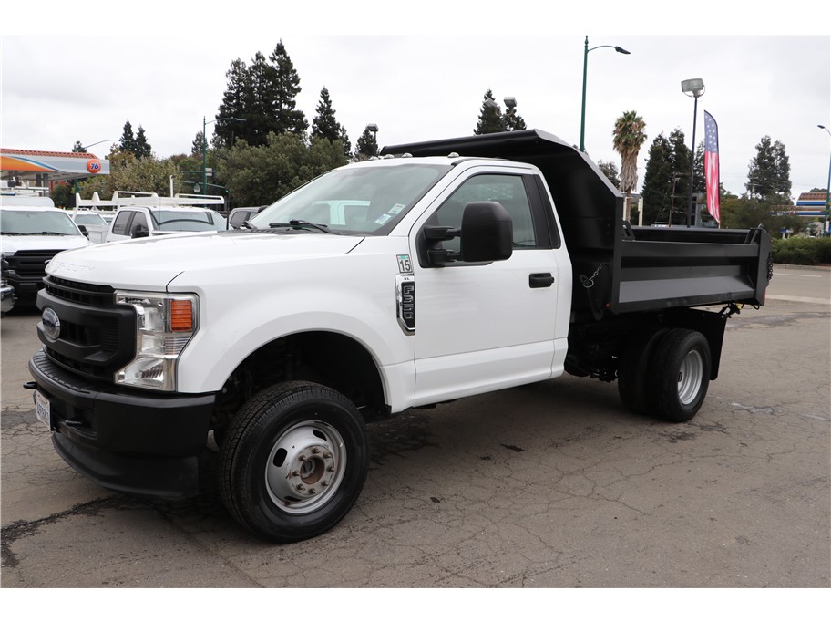 2021 Ford F-350 Super Duty Chassis Cab