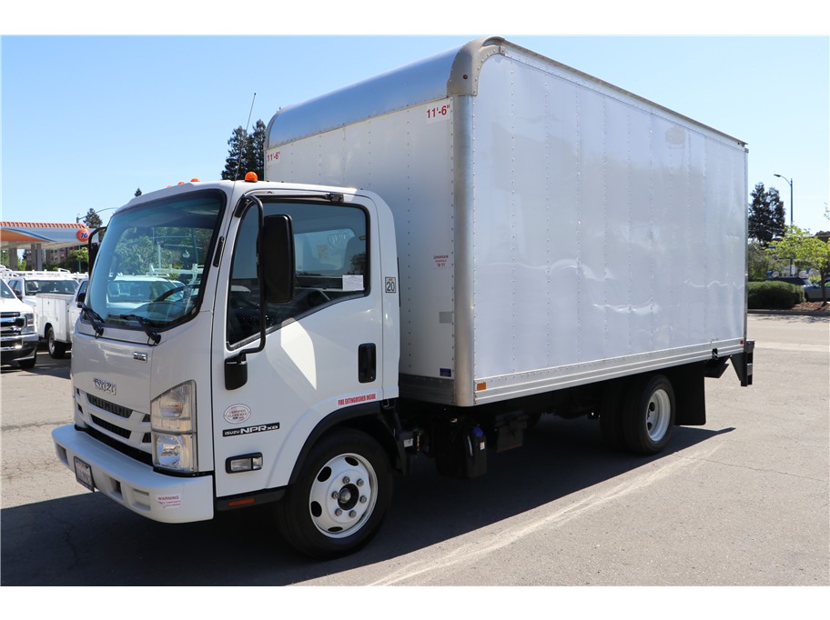 2021 Isuzu NPR-HD's photo