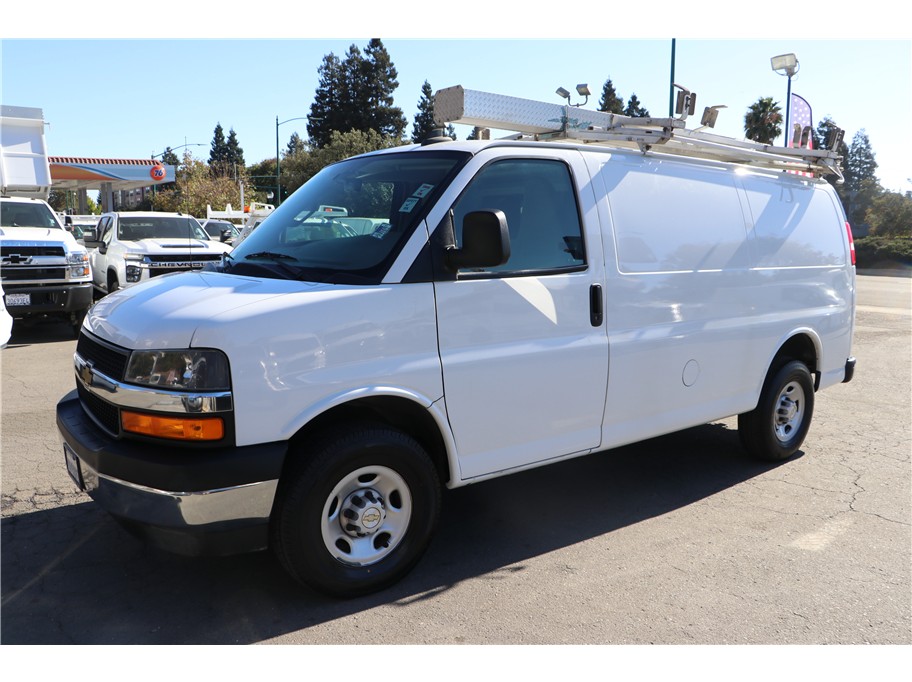 2022 Chevrolet Express Cargo