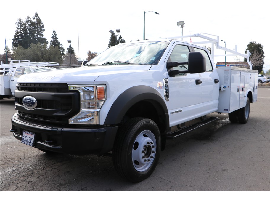 2022 Ford F-450 Super Duty Chassis Cab XL