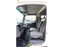 Vehicle Thumb #13