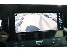 Vehicle Thumb #17