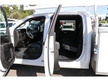 Vehicle Thumb #14