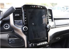 Vehicle Thumb #18