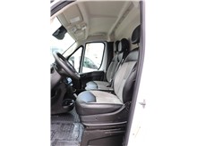 Vehicle Thumb #13