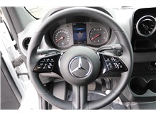 Vehicle Thumb #13