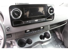 Vehicle Thumb #14