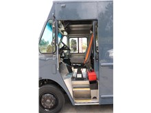 Vehicle Thumb #13