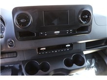 Vehicle Thumb #14