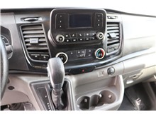 Vehicle Thumb #15