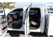 Vehicle Thumb #14