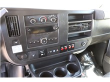 Vehicle Thumb #16