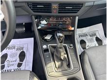 Vehicle Thumb #24