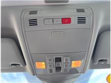 Vehicle Thumb #26