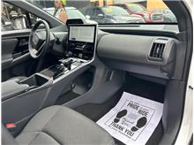 Vehicle Thumb #11