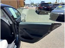 Vehicle Thumb #14